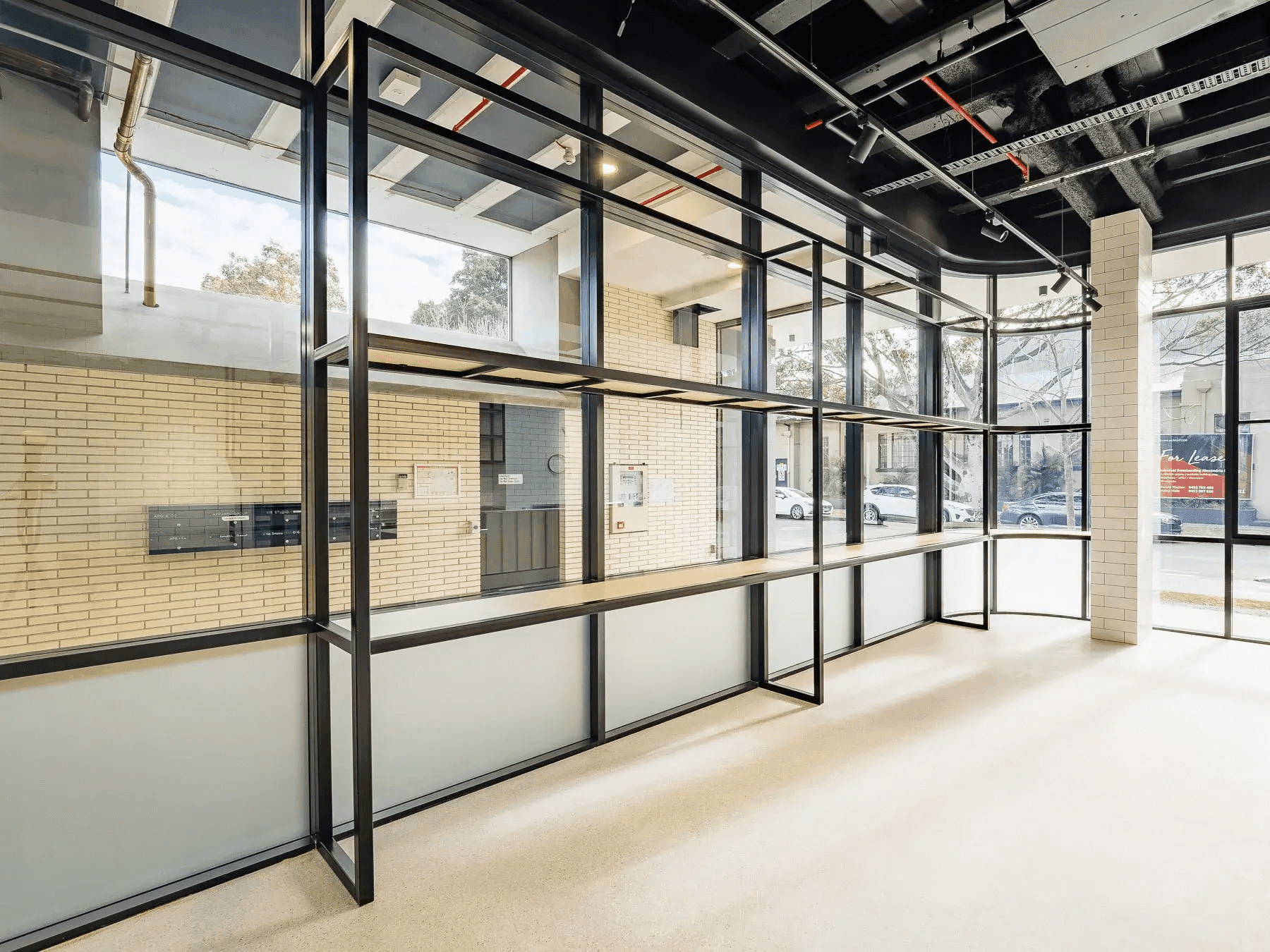 Best Office Space Ideas for Small Spaces - author